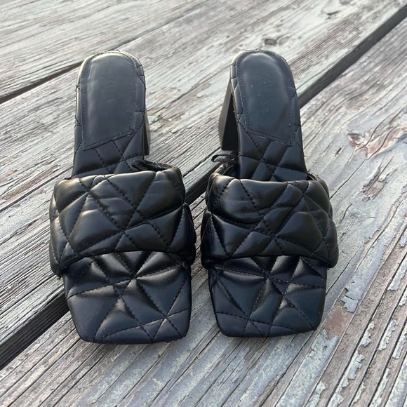 Zara Women Summer Black Quilted Block Heel Mules - Picture 2 of 7
